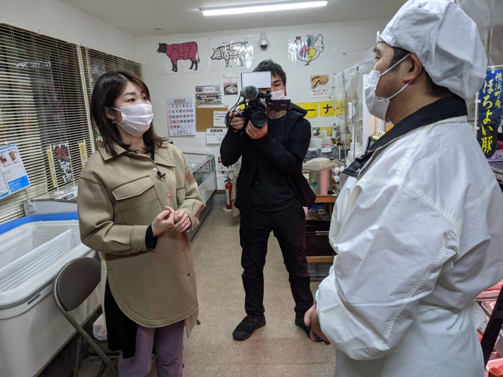 リポーター写真